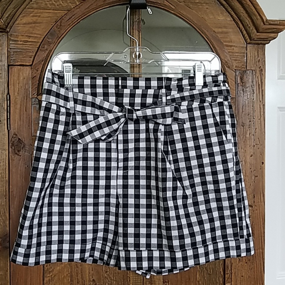 A New Day Black and White Check Shorts Size Medium